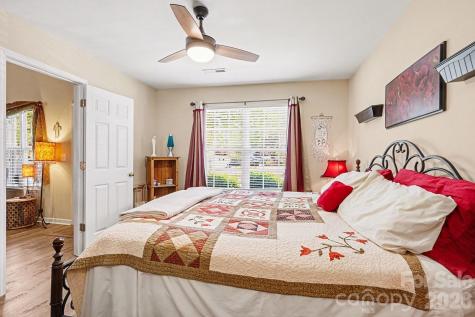747 Rock Lake Glen Fort Mill SC 29715