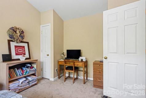 747 Rock Lake Glen Fort Mill SC 29715