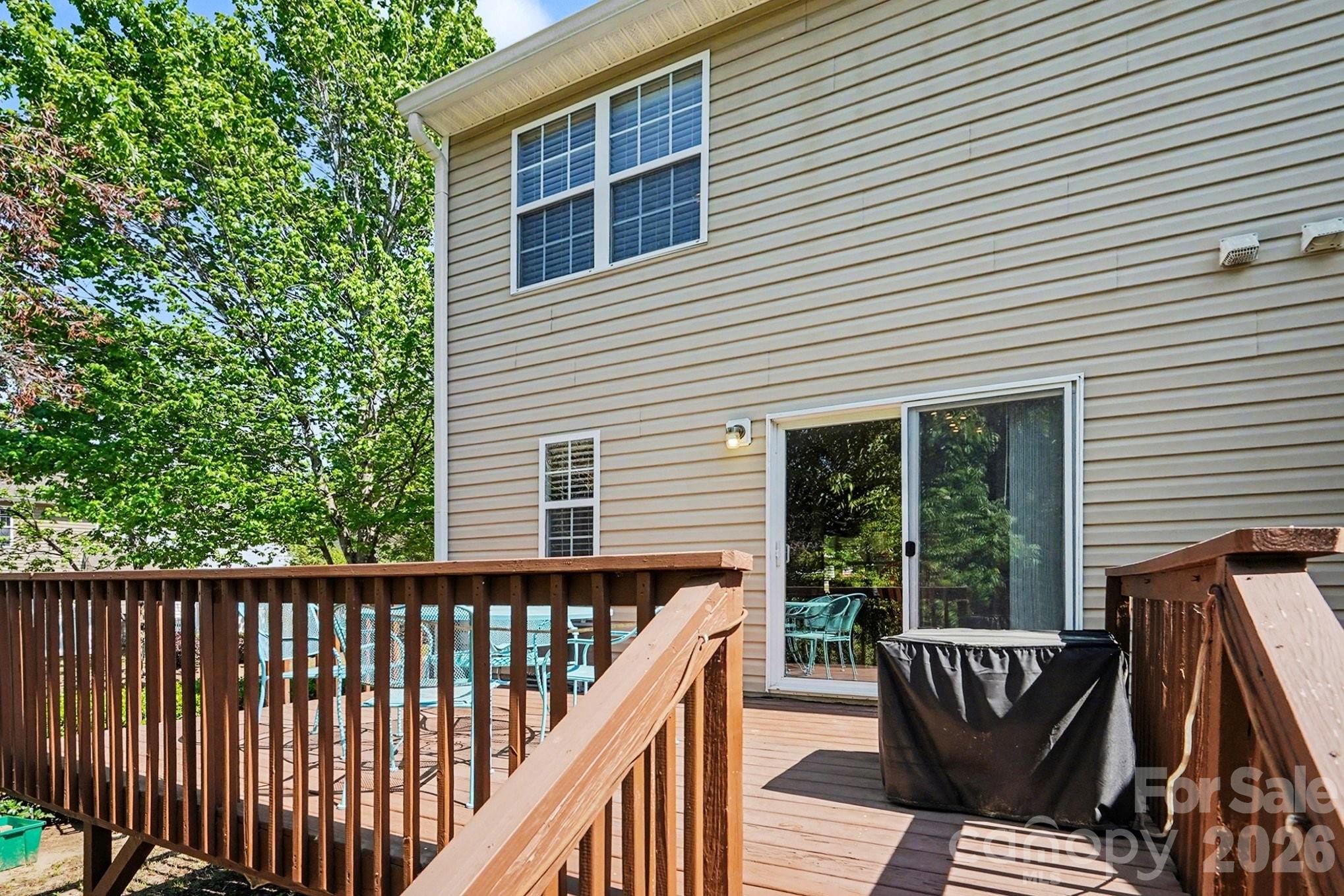 747 Rock Lake Glen Fort Mill SC 29715