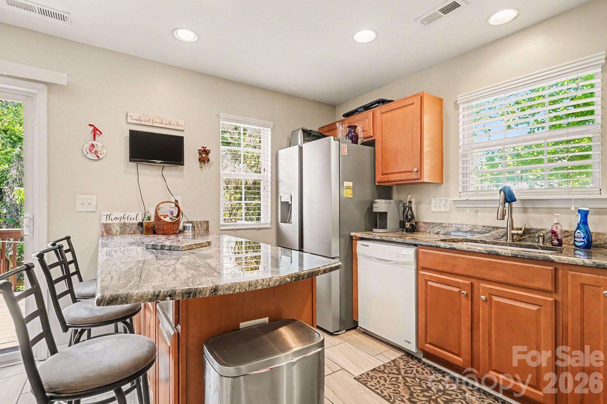 747 Rock Lake Glen Fort Mill SC 29715