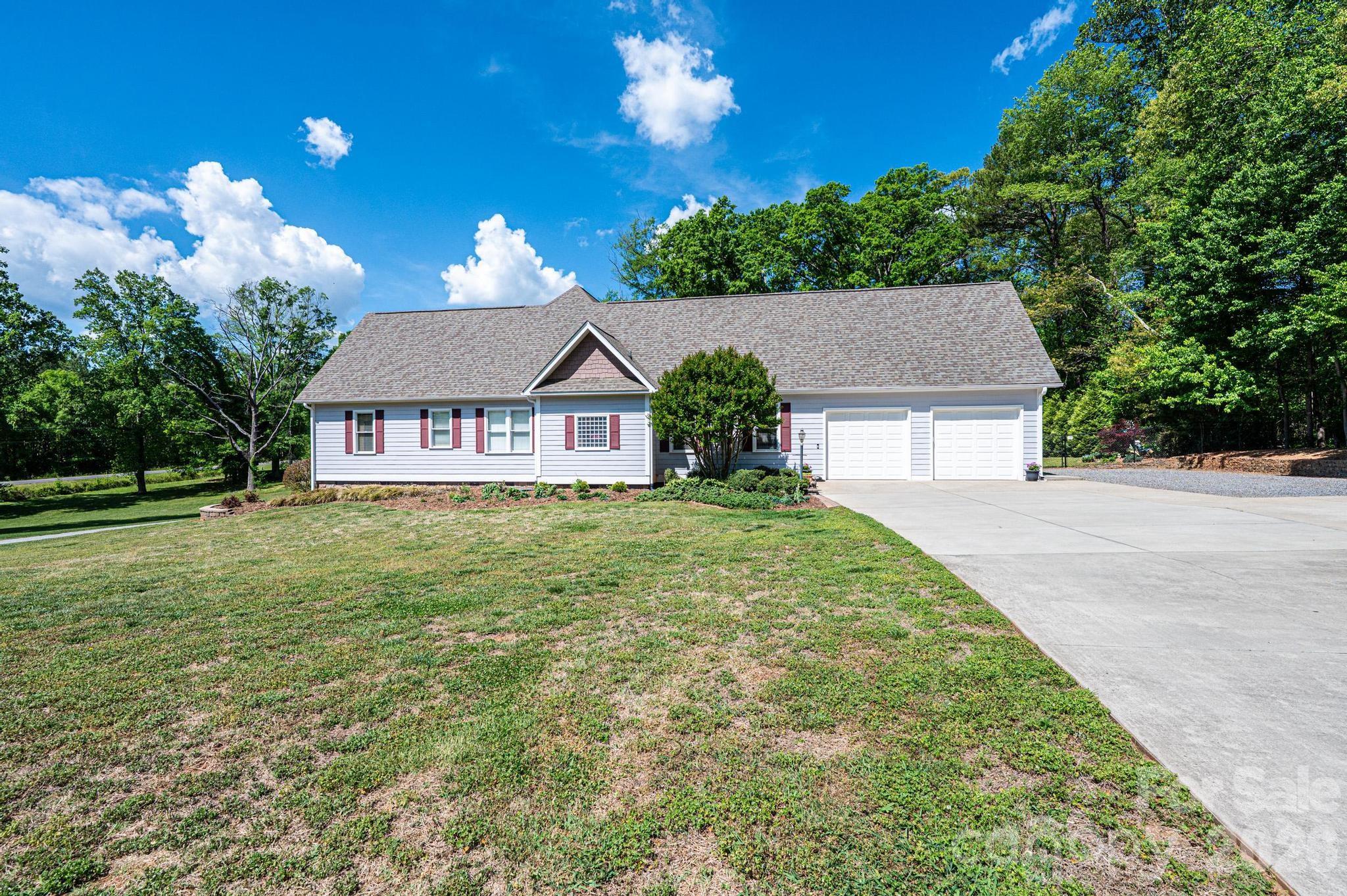 3085 James Street Catawba NC 28609