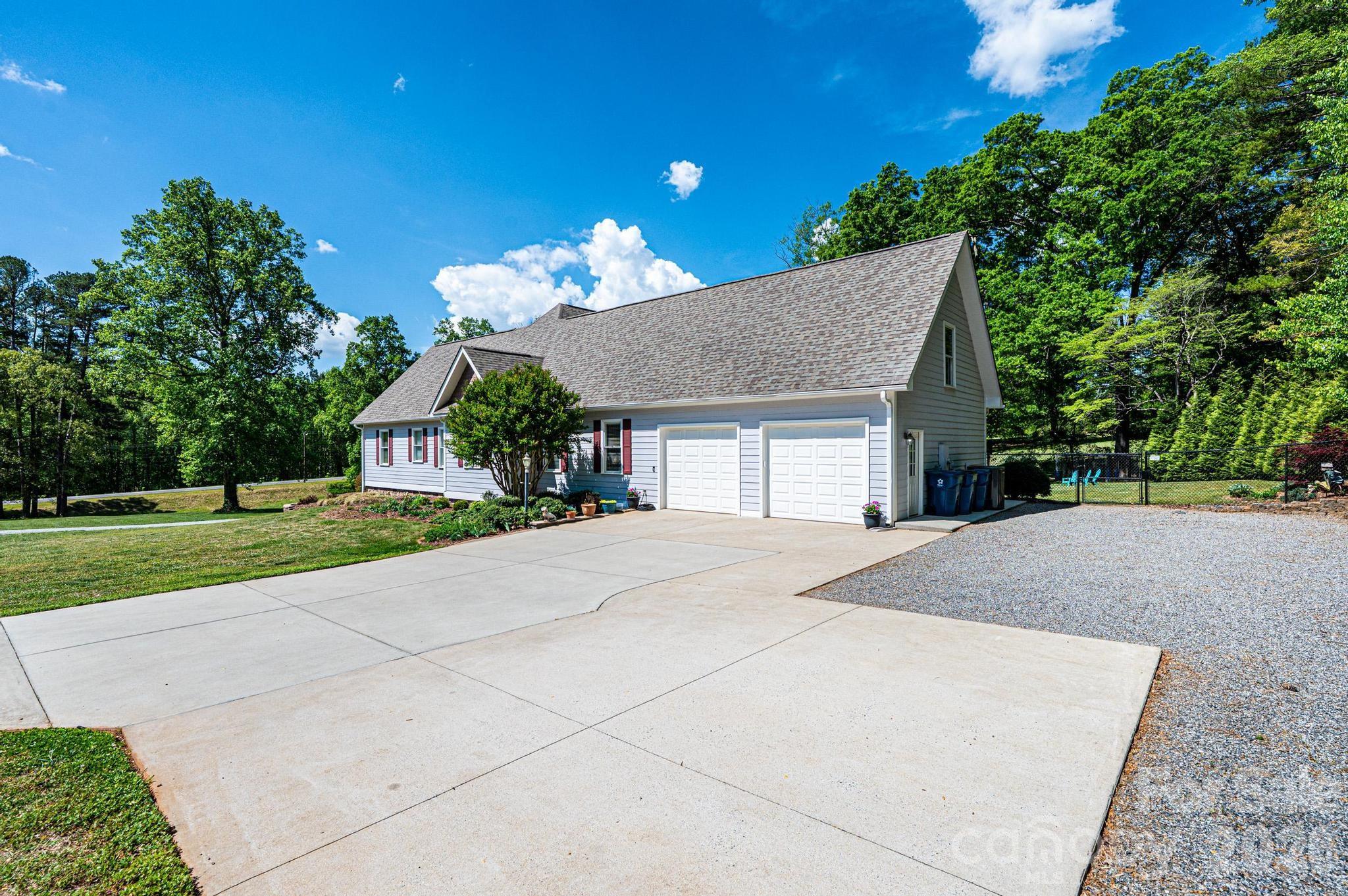 3085 James Street Catawba NC 28609