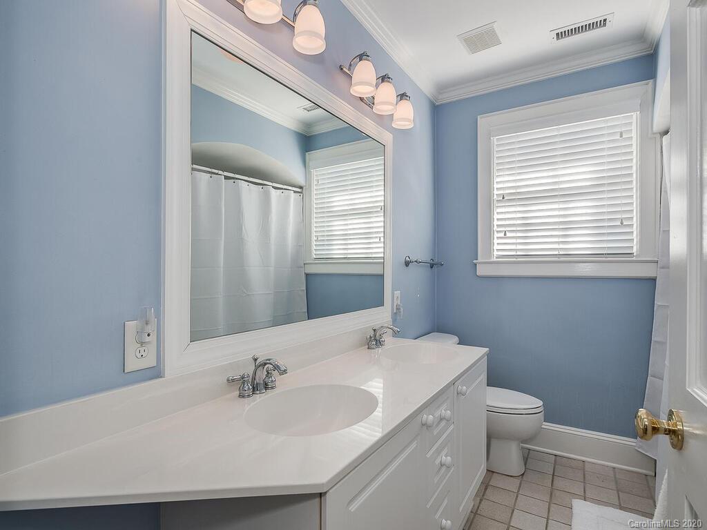 1701 Scotland Avenue Charlotte NC 28207