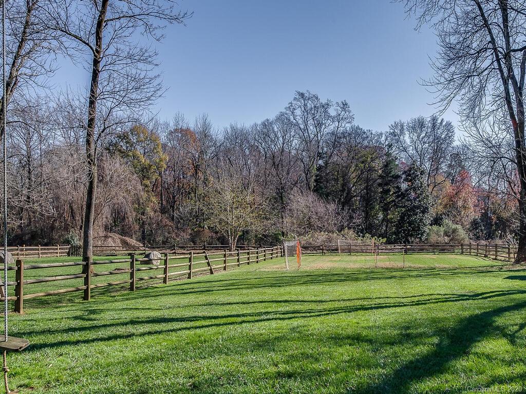 1701 Scotland Avenue Charlotte NC 28207
