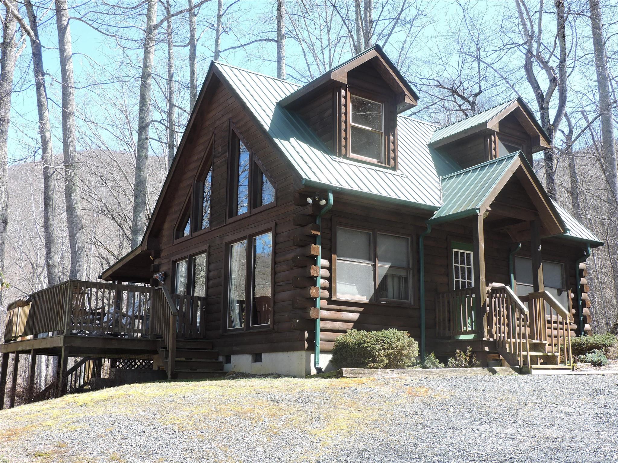 643 Amber Drive Bakersville NC 28705