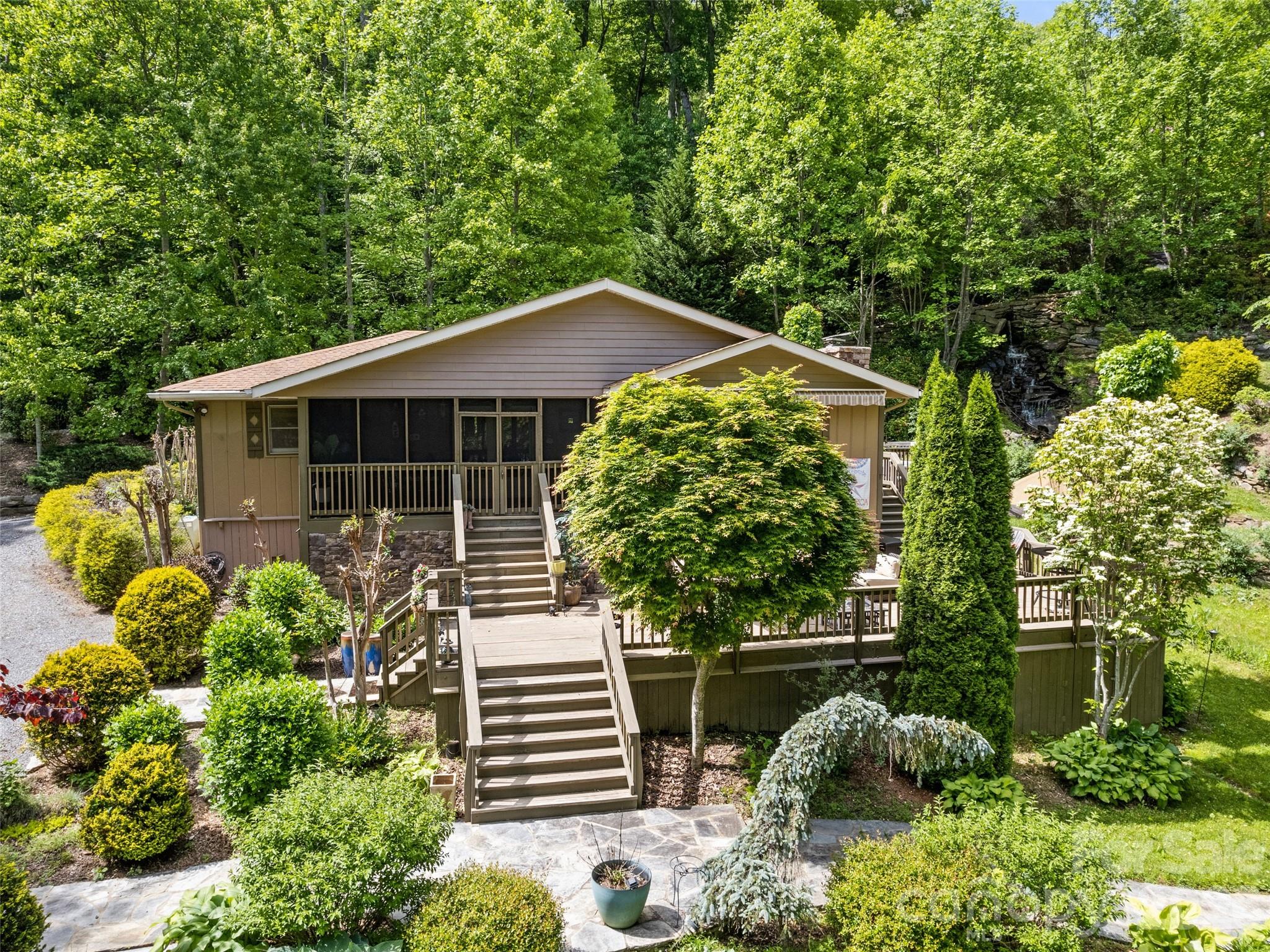 218 Red Oak Drive Maggie Valley NC 28751