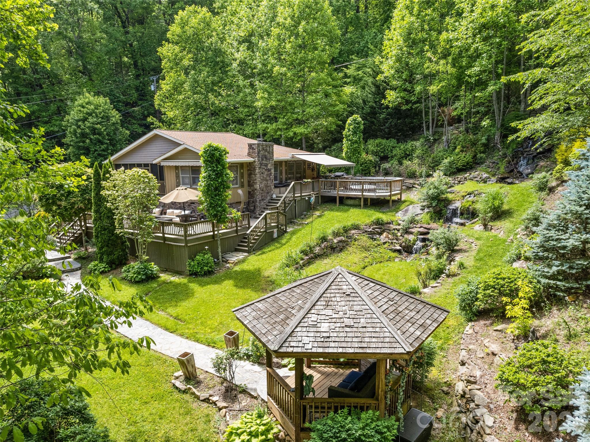 218 Red Oak Drive Maggie Valley NC 28751