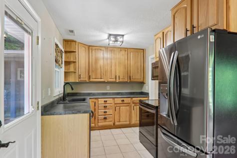 224 Highlands Loop Maggie Valley NC 28751