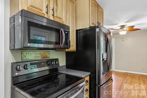 224 Highlands Loop Maggie Valley NC 28751