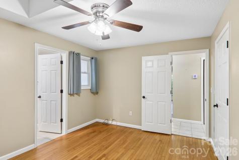 224 Highlands Loop Maggie Valley NC 28751