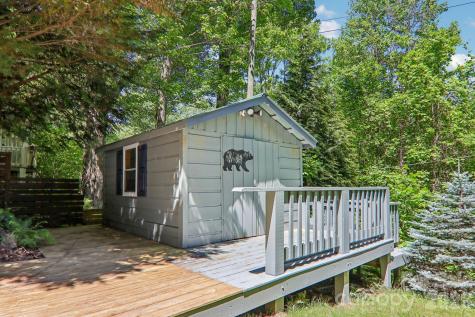 224 Highlands Loop Maggie Valley NC 28751