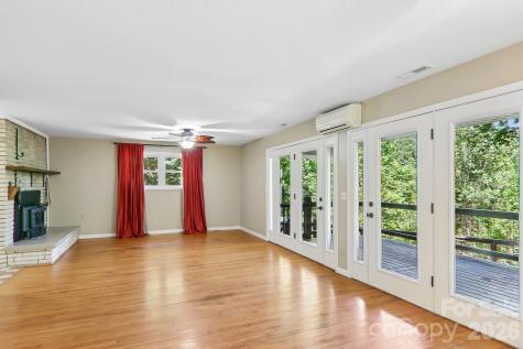 224 Highlands Loop Maggie Valley NC 28751