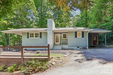 224 Highlands Loop Maggie Valley NC 28751