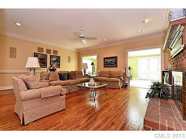 3319 Meadow Bluff Drive Charlotte NC 28226