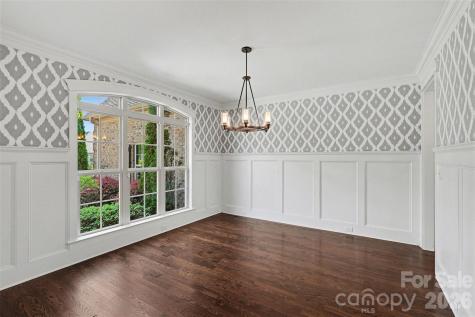 17909 Nodghia Circle Davidson NC 28036
