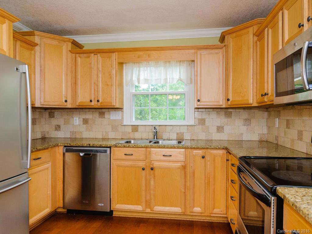455 Creekside Drive Asheville NC 28804