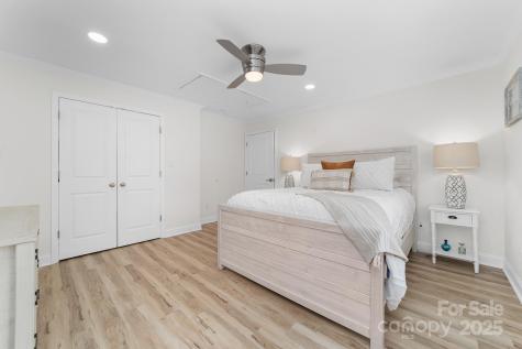 1532 South Point Road Belmont NC 28012