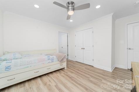 1532 South Point Road Belmont NC 28012