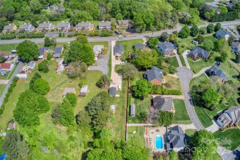 1532 South Point Road Belmont NC 28012