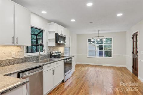 5 Timothy Lane Candler NC 28715