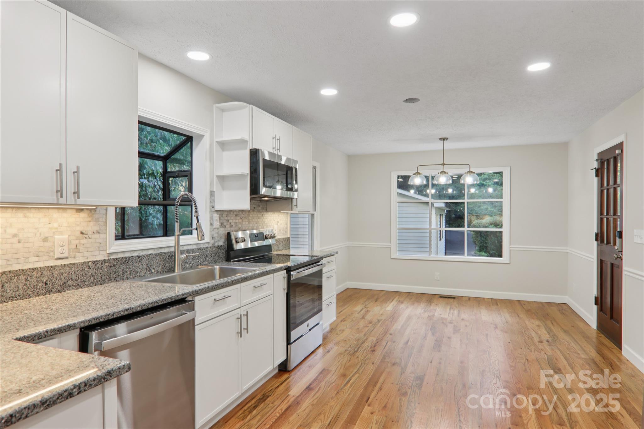 5 Timothy Lane Candler NC 28715