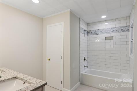 5 Timothy Lane Candler NC 28715