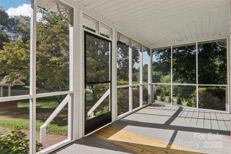 5 Timothy Lane Candler NC 28715