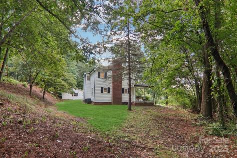 5 Timothy Lane Candler NC 28715