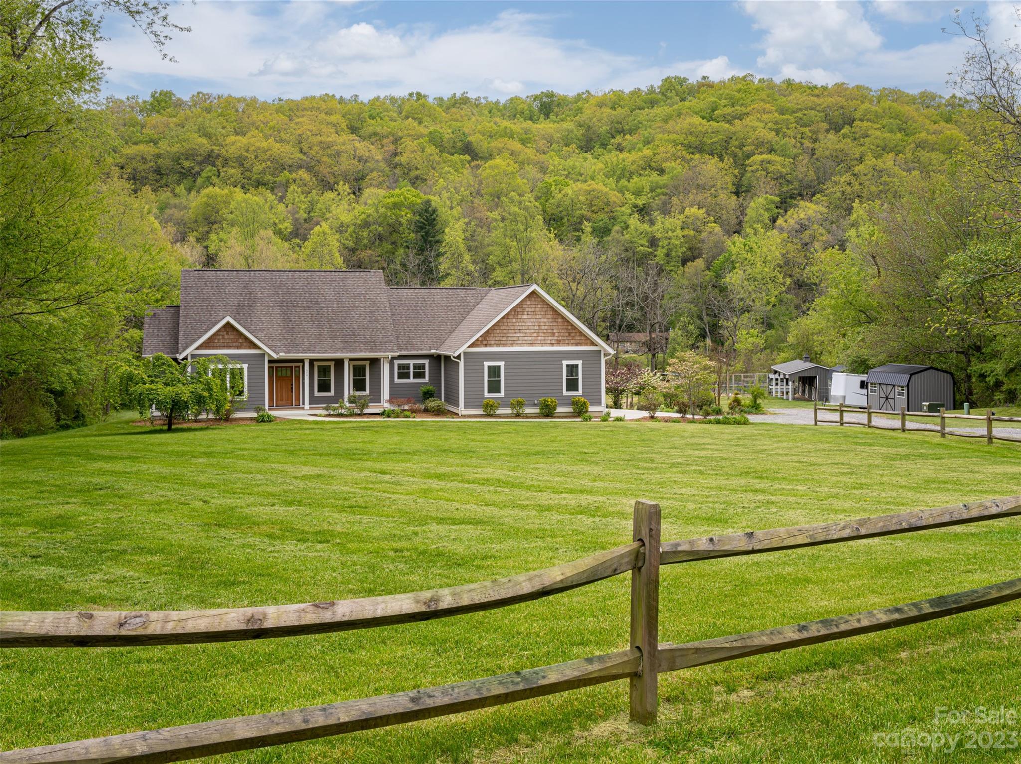 549 Old Fort Road Fairview NC 28730