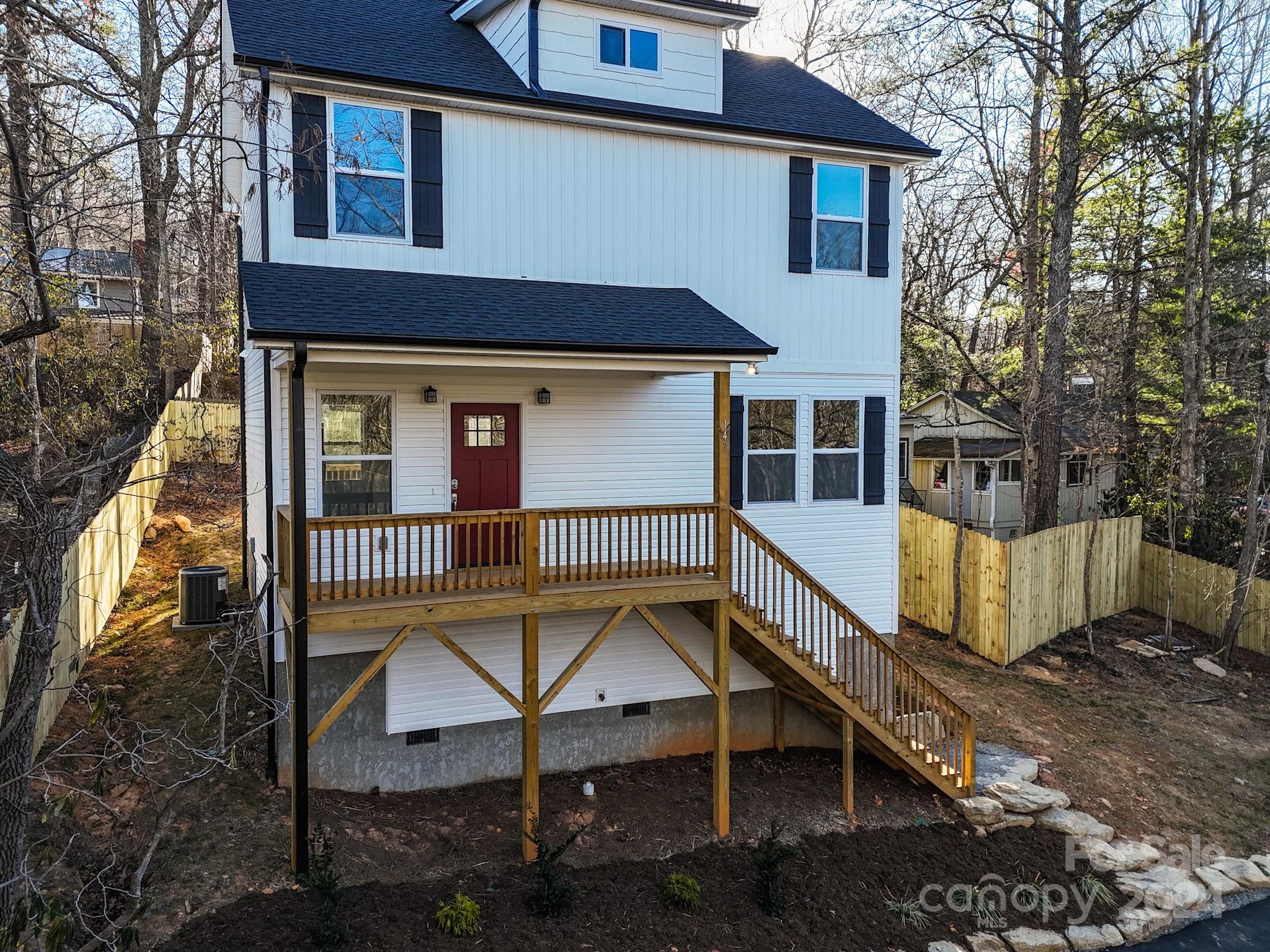 143 Buckner Road Black Mountain NC 28711