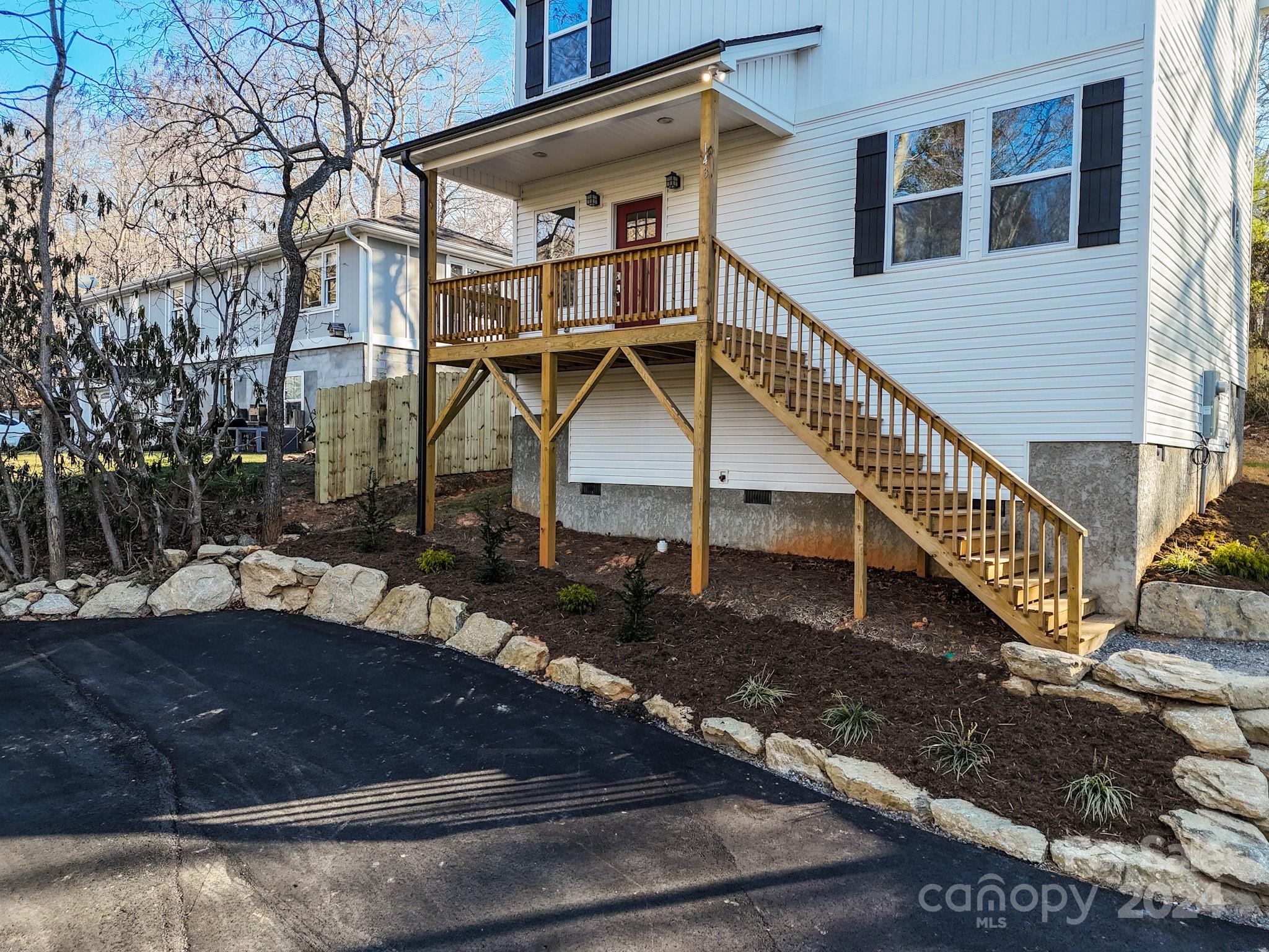 143 Buckner Road Black Mountain NC 28711