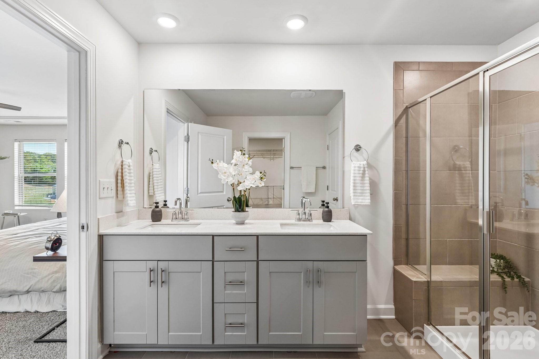 11912 Red Leaf Drive Charlotte NC 28215