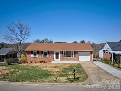 88 Skyview Terrace Asheville NC 28806