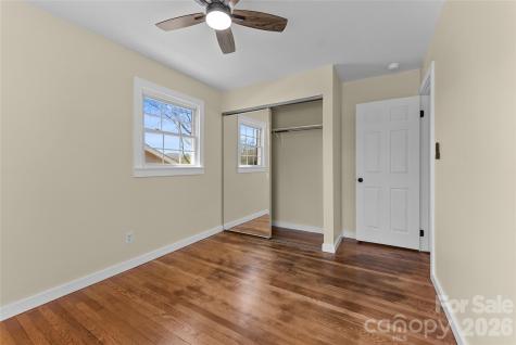 88 Skyview Terrace Asheville NC 28806