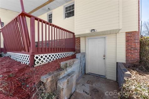 88 Skyview Terrace Asheville NC 28806
