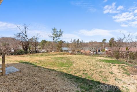 88 Skyview Terrace Asheville NC 28806