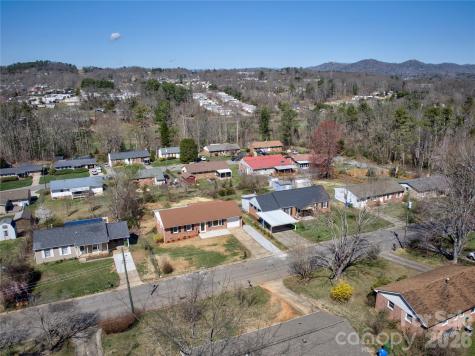88 Skyview Terrace Asheville NC 28806