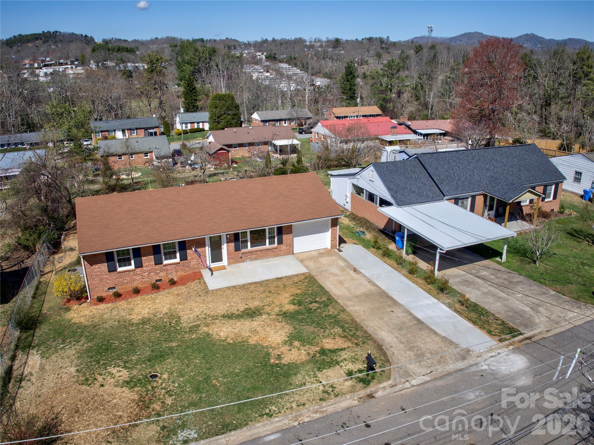 88 Skyview Terrace Asheville NC 28806