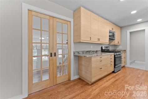 88 Skyview Terrace Asheville NC 28806