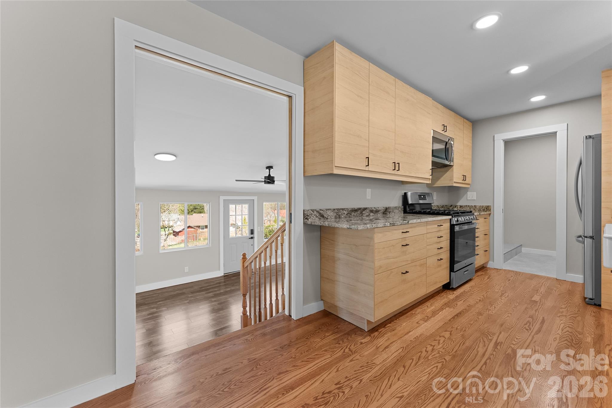 88 Skyview Terrace Asheville NC 28806