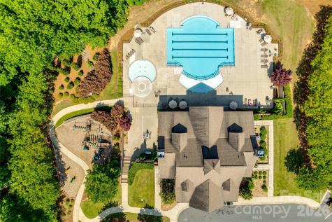6020 Gray Shadow Court York SC 29745