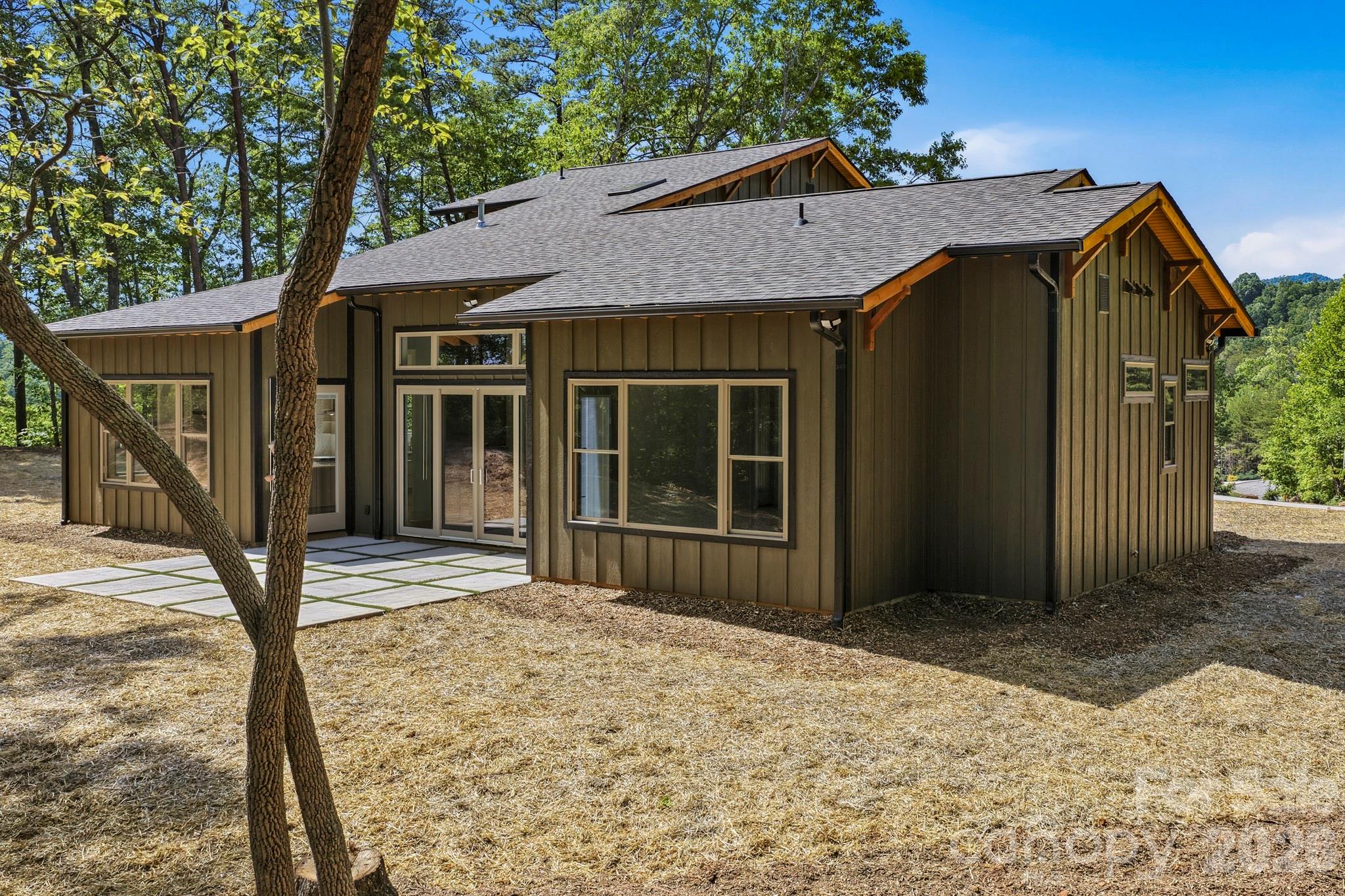 121 Deer Jump Trail Lake Lure NC 28746