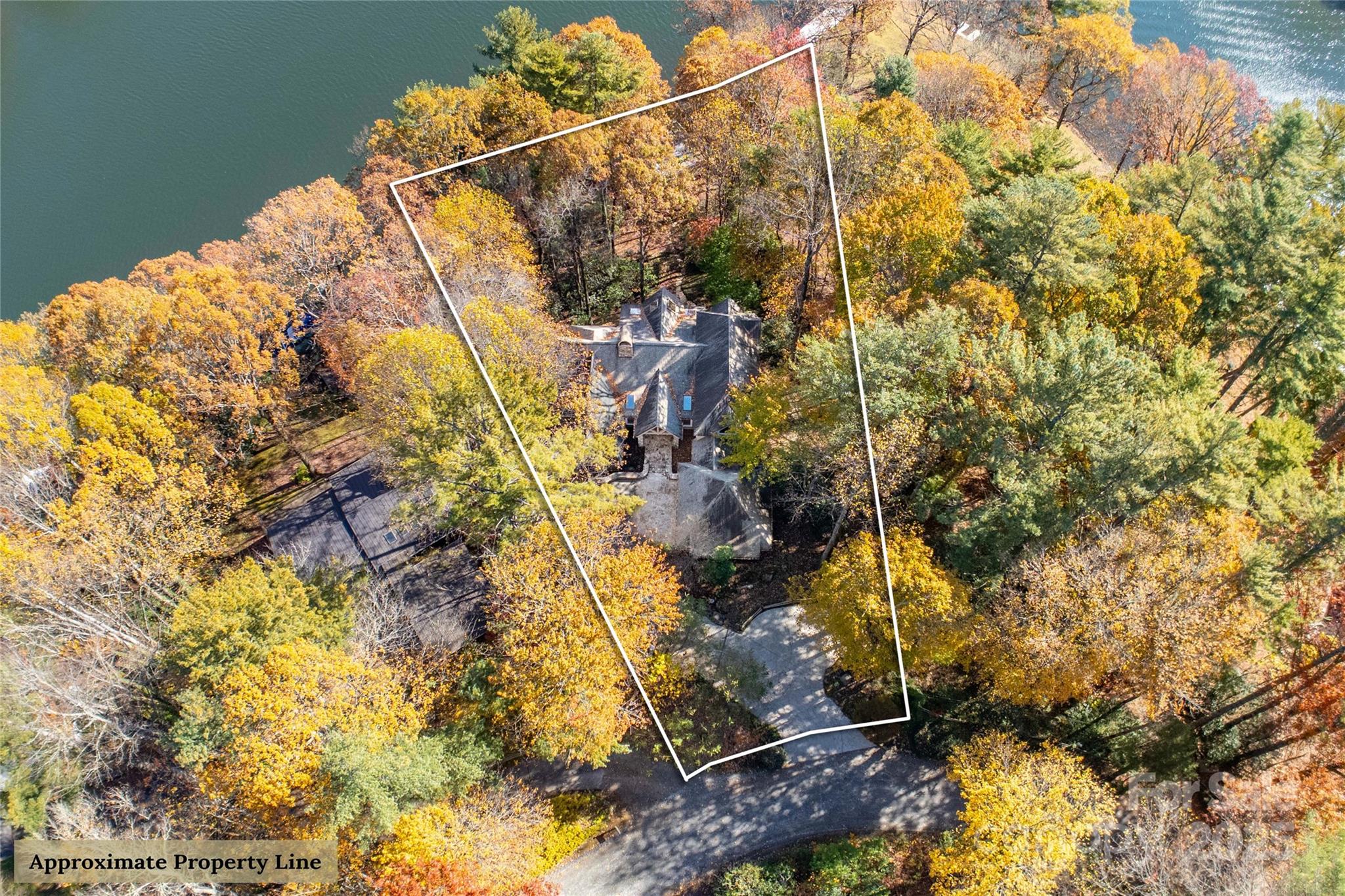 132 Red Bird Circle Lake Toxaway NC 28747