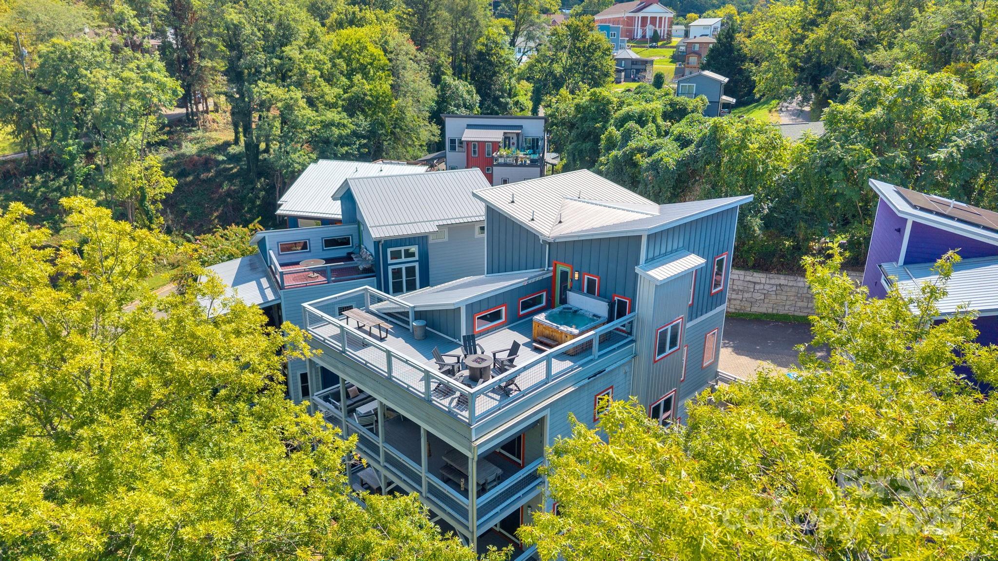 8 Birdhouse Row Asheville NC 28801