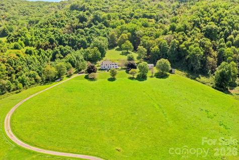 840 Ed Williams Road Zionville NC 28698