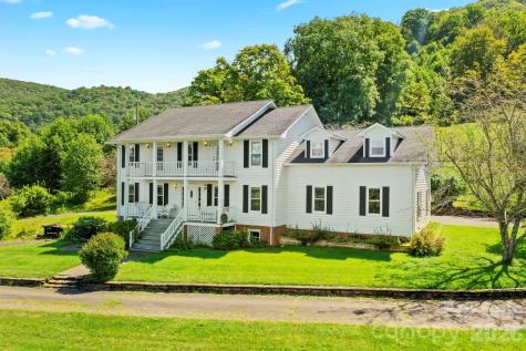 840 Ed Williams Road Zionville NC 28698
