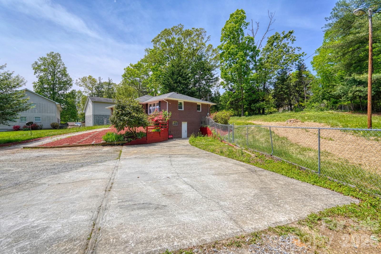 509 Brookside Camp Road Hendersonville NC 28792