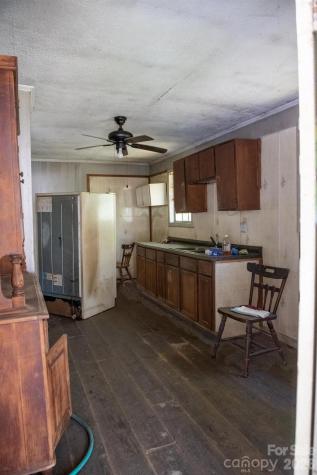 2687 Indian Grave Road Lenoir NC 28645