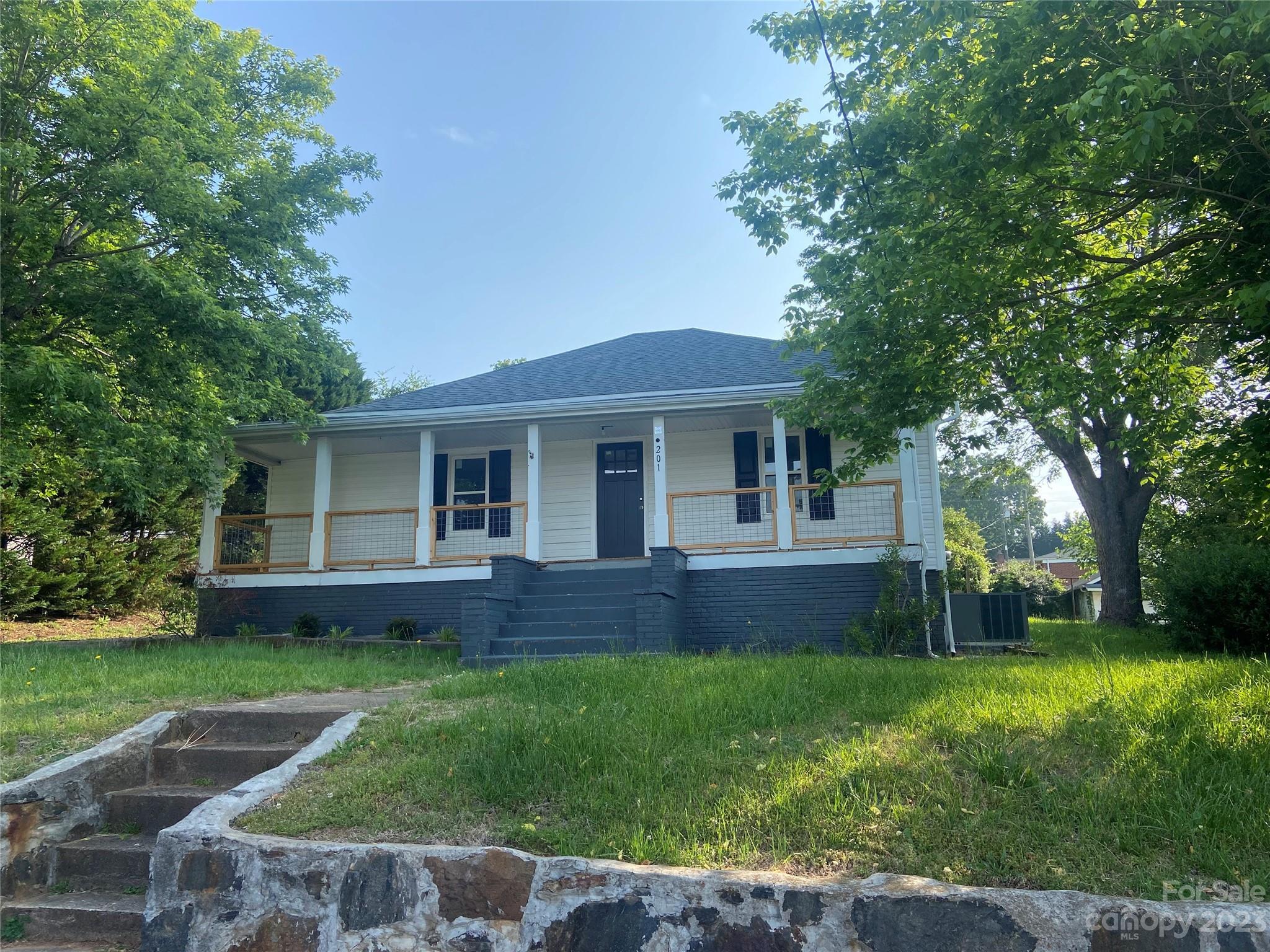 201 Randolph Street Morganton NC 28655