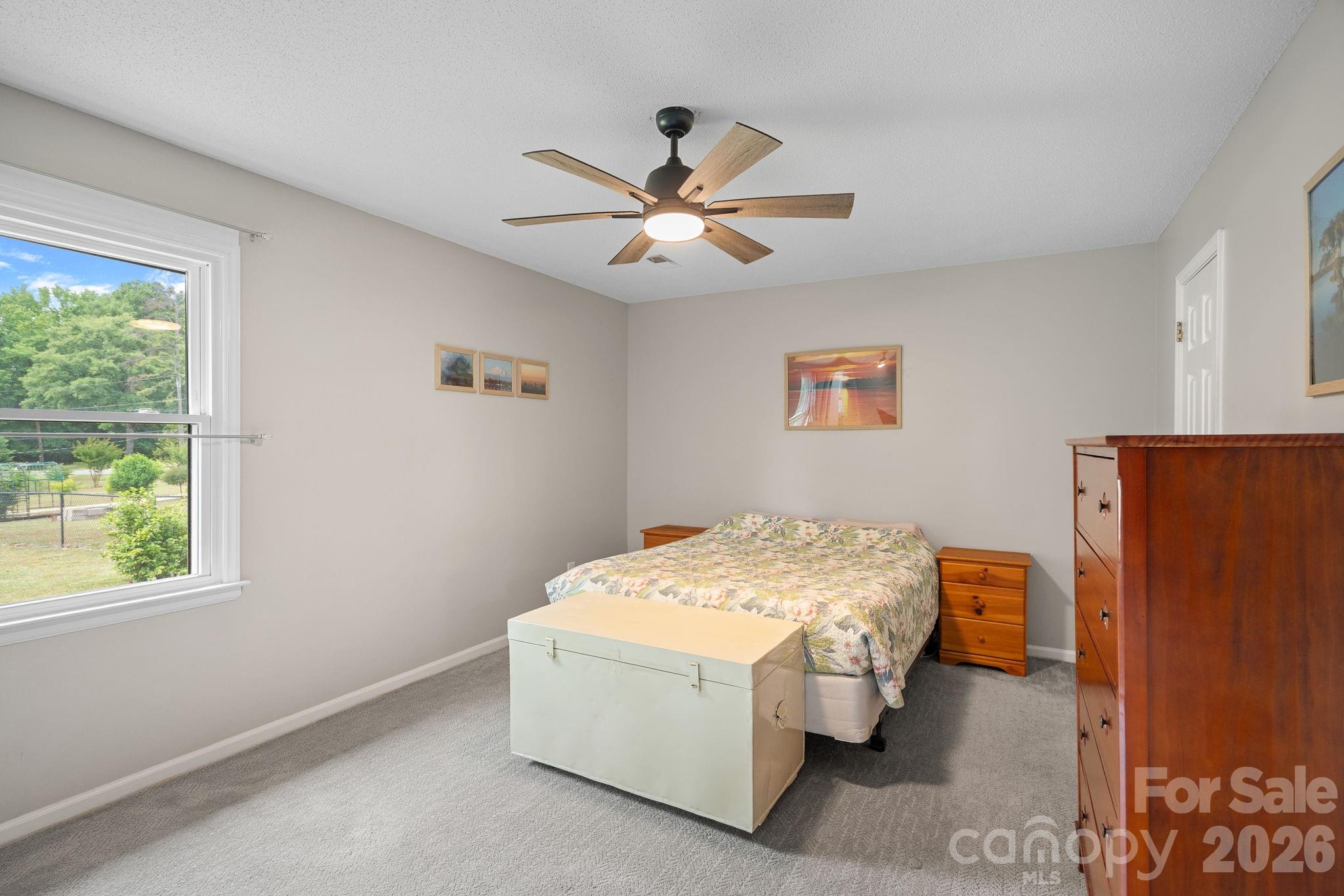 6131 Kinghurst Drive Charlotte NC 28216